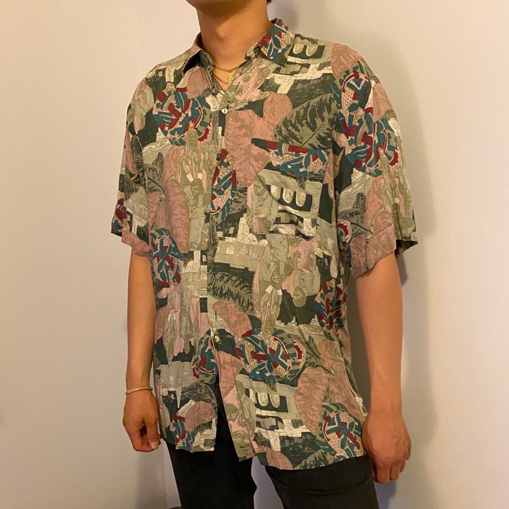 Vintage patterned silk T shirt button down